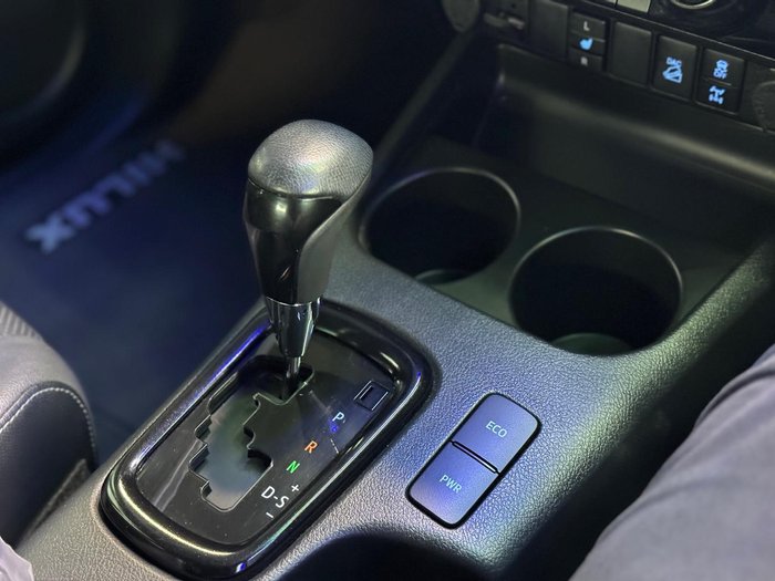 2022 Toyota Hilux Rogue