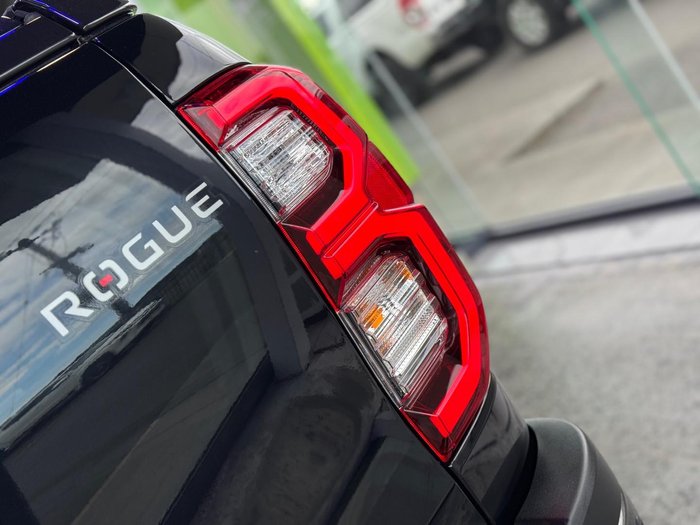 2022 Toyota Hilux Rogue