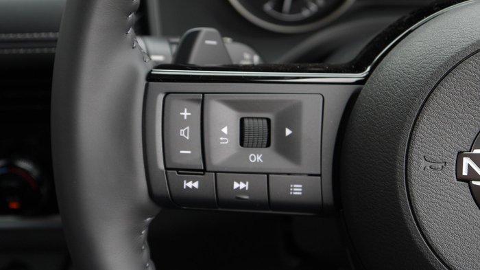 2025 Nissan X-TRAIL ST-L