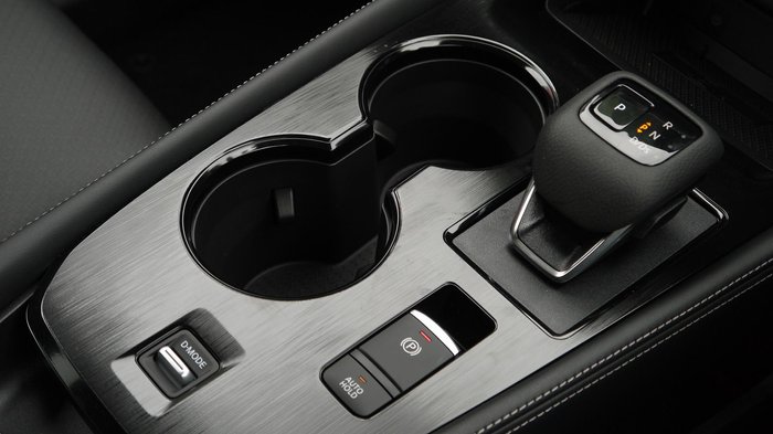 2025 Nissan X-TRAIL ST-L