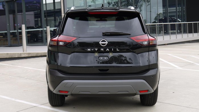 2025 Nissan X-TRAIL ST-L