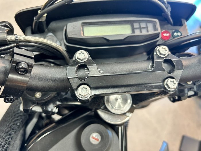 2022 Husqvarna 701 SUPERMOTO WHITE