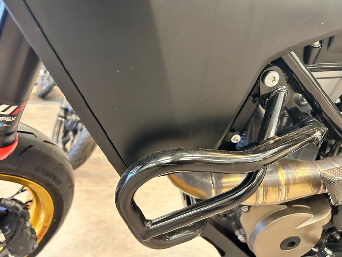 2022 Husqvarna 701 SUPERMOTO WHITE