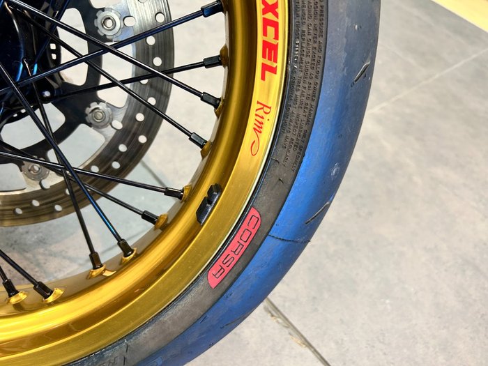 2022 Husqvarna 701 SUPERMOTO WHITE