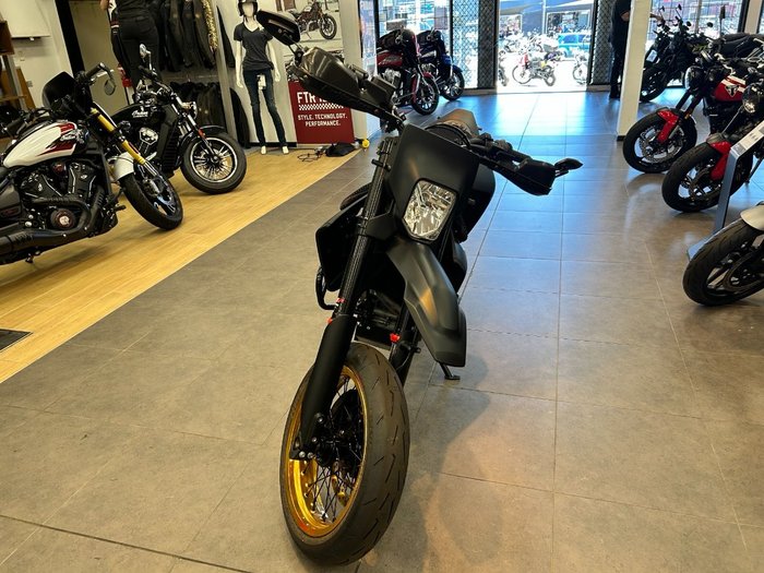 2022 Husqvarna 701 SUPERMOTO WHITE