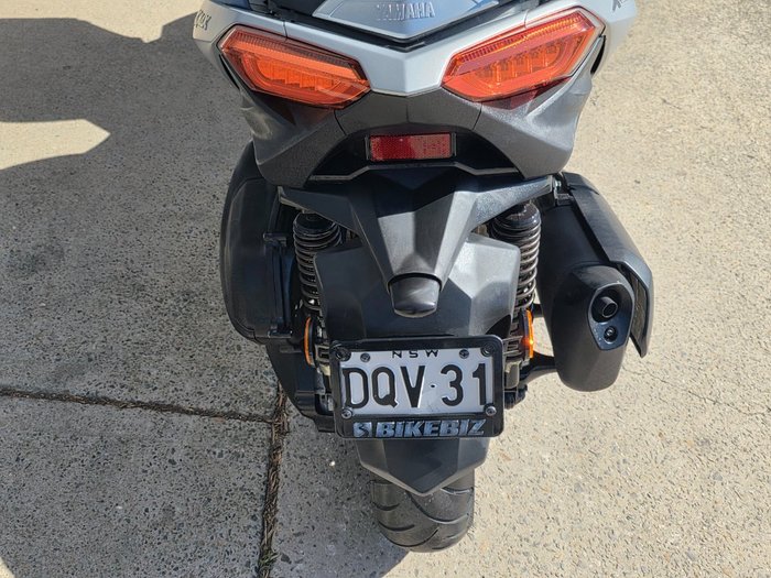 2018 Yamaha XMAX 300 (CZD300A) SILVER