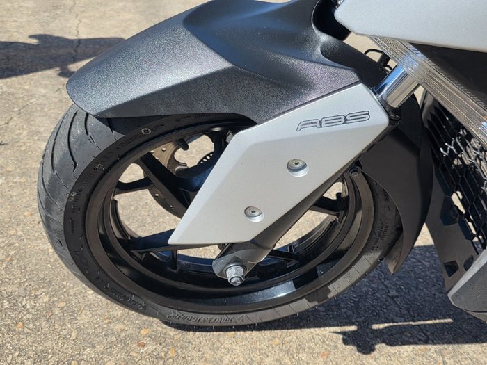 2018 Yamaha XMAX 300 (CZD300A) SILVER