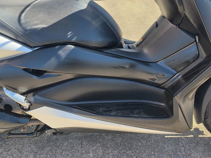 2018 Yamaha XMAX 300 (CZD300A) SILVER