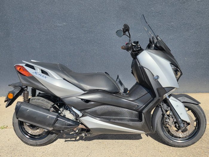 2018 Yamaha XMAX 300 (CZD300A) SILVER