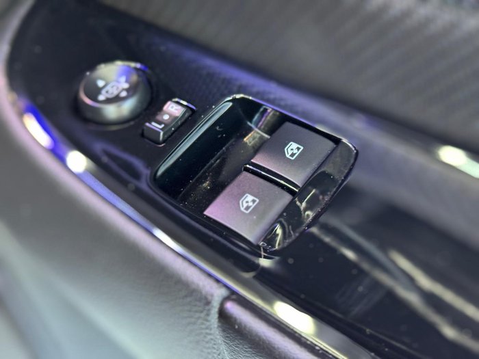 2016 Holden Ute SV6 Black