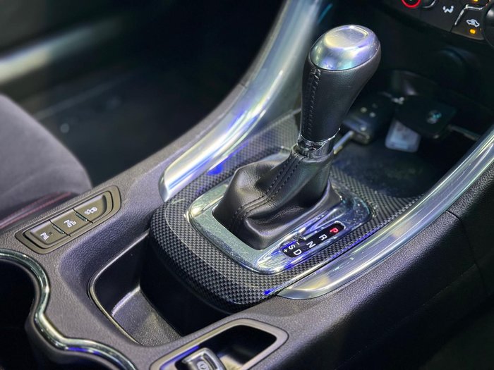 2016 Holden Ute SV6 Black