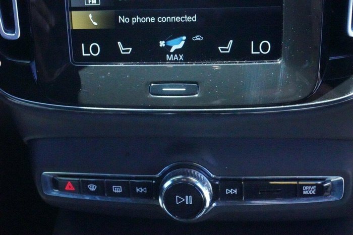 2021 Volvo XC40 T5 R-Design