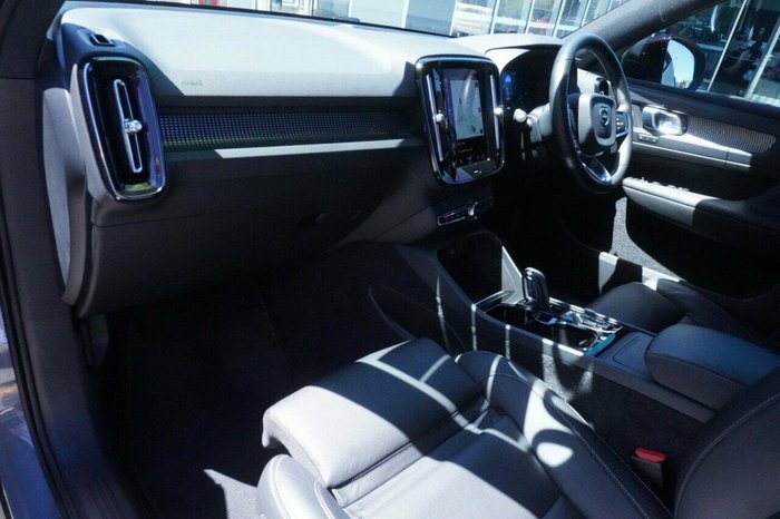 2021 Volvo XC40 T5 R-Design