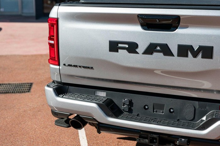 2025 RAM 1500 Limited Hurricane HO RamBox