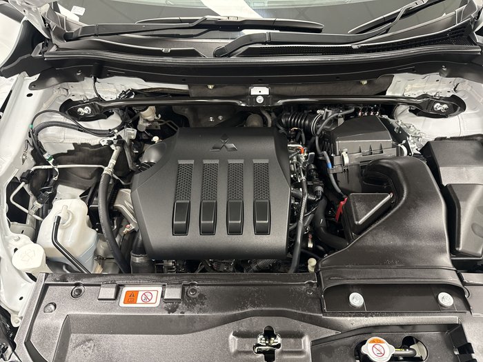 2024 Mitsubishi Eclipse Cross LS