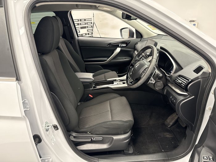 2024 Mitsubishi Eclipse Cross LS