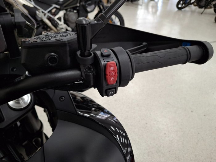 2025 CFMOTO 800MT LIMITED EDITION