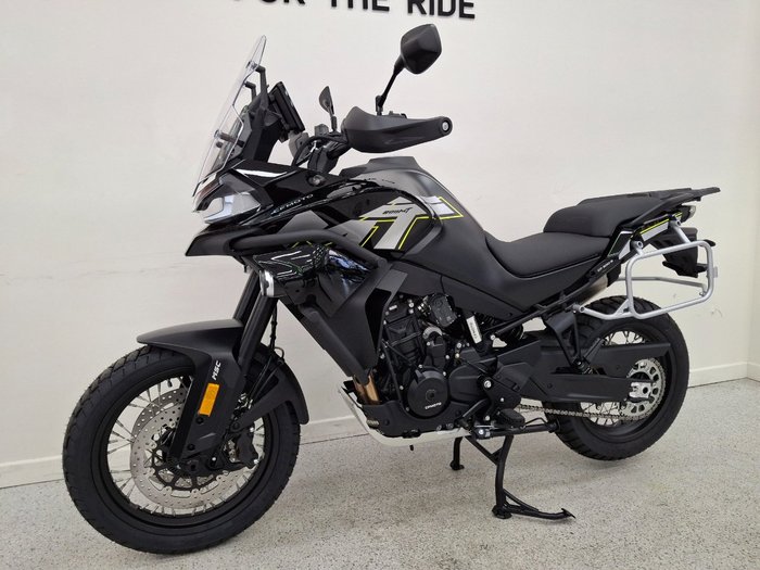 2025 CFMOTO 800MT LIMITED EDITION
