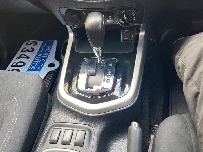 2018 Nissan Navara ST