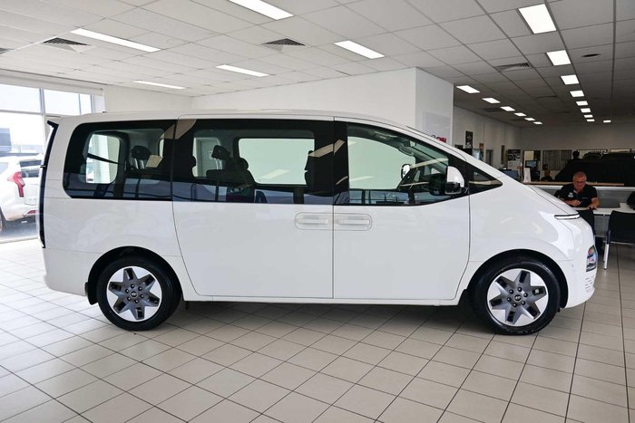 2022 Hyundai STARIA