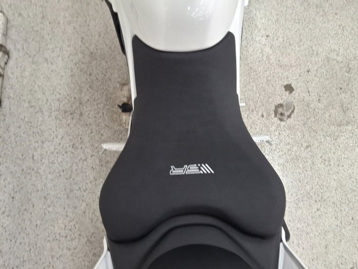 2025 CFMOTO 2025 Cf Moto 450CC 450 SR NEBULA WHITE