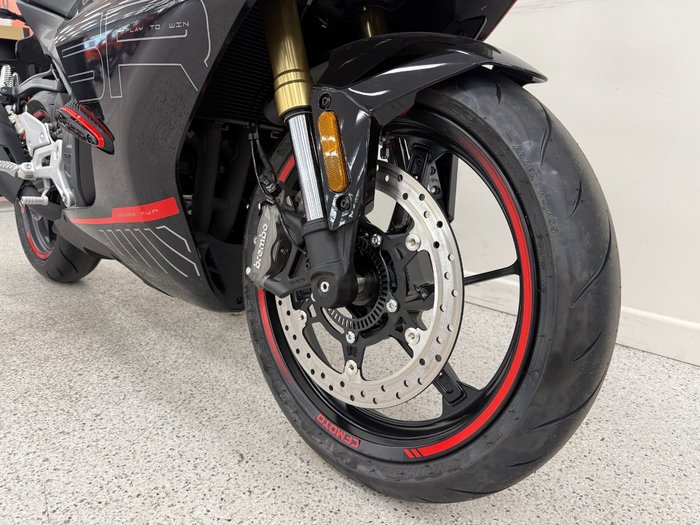 2025 CFMOTO 2025 Cf Moto 450CC 450 SR NEBULA BLACK