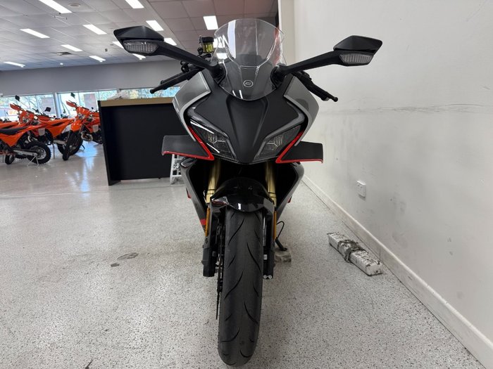 2025 CFMOTO 2025 Cf Moto 450CC 450 SR NEBULA BLACK