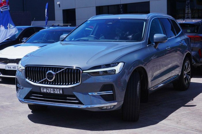 2022 Volvo XC60 B5 Inscription