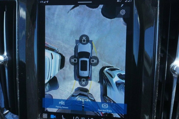 2022 Volvo XC60 B5 Inscription