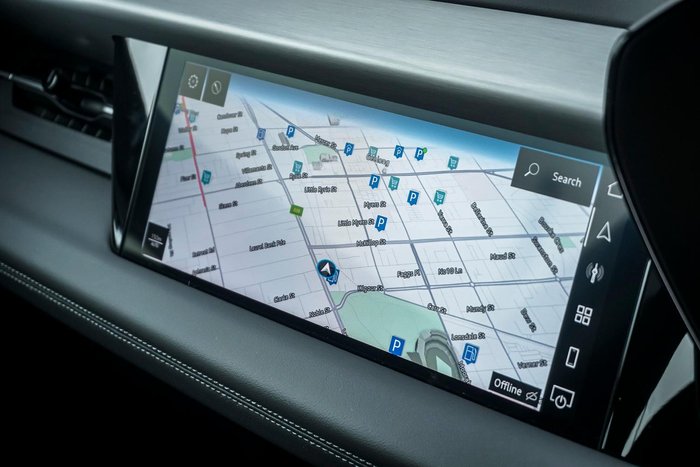 2025 Audi Q6 e-tron Performance