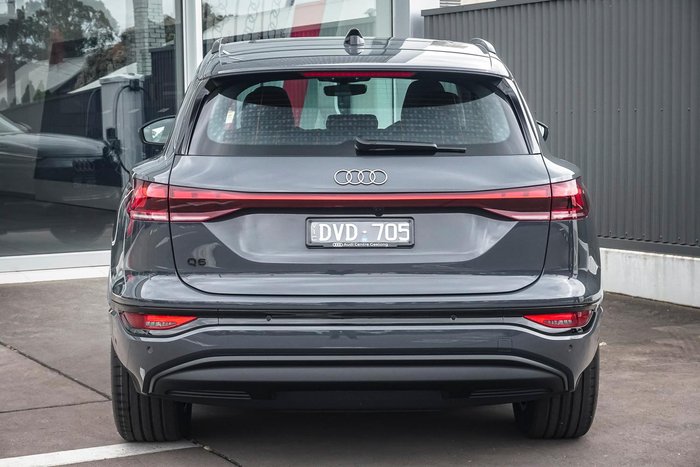 2025 Audi Q6 e-tron Performance