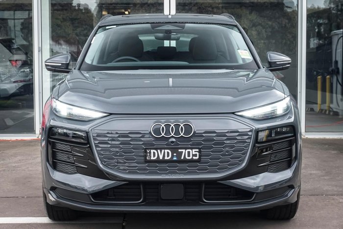 2025 Audi Q6 e-tron Performance
