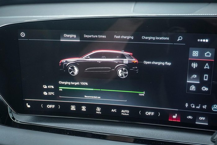 2025 Audi Q6 e-tron Performance