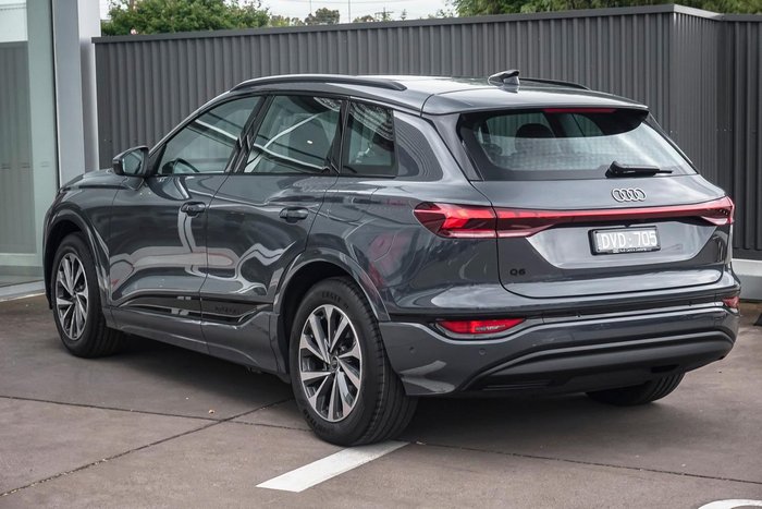 2025 Audi Q6 e-tron Performance