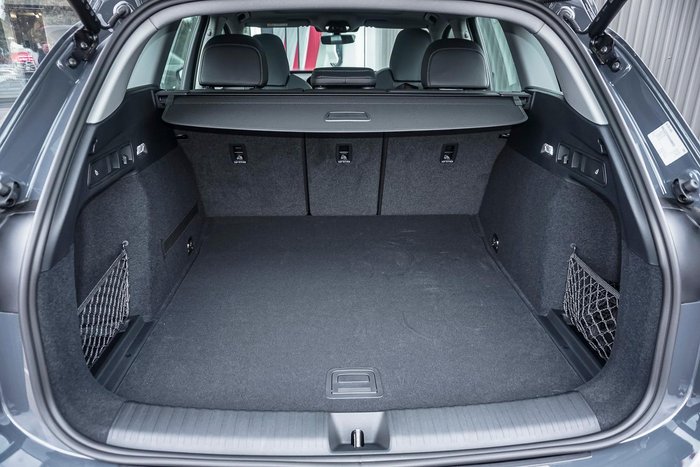 2025 Audi Q6 e-tron Performance