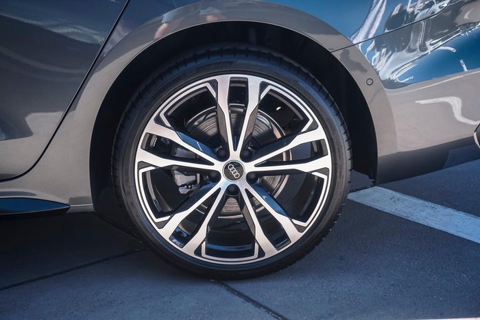 2025 Audi A5 TFSI 150kW S line