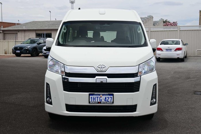 2022 Toyota Hiace Commuter GL