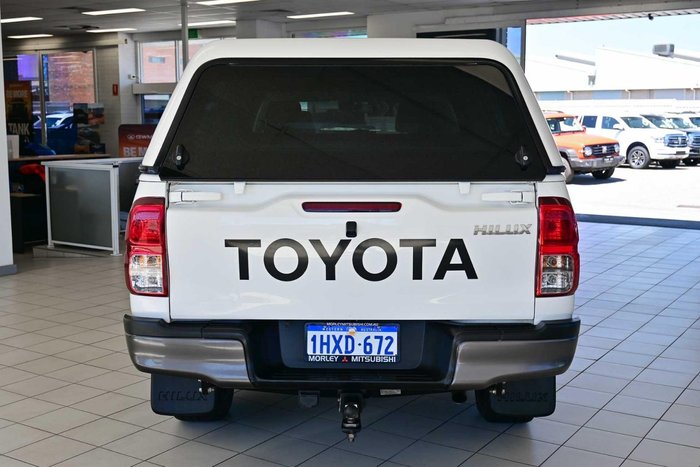 2023 Toyota Hilux SR
