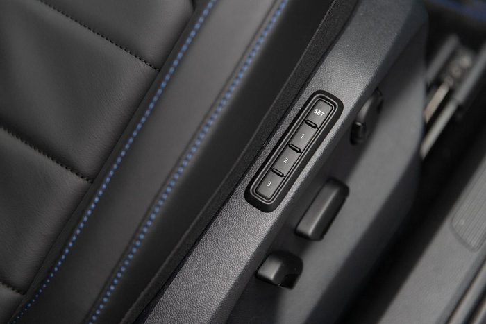 2025 Volkswagen T-Roc R Wolfsburg Edition