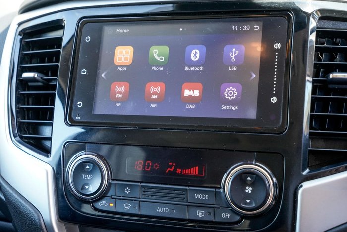 2022 Mitsubishi Triton GLX+