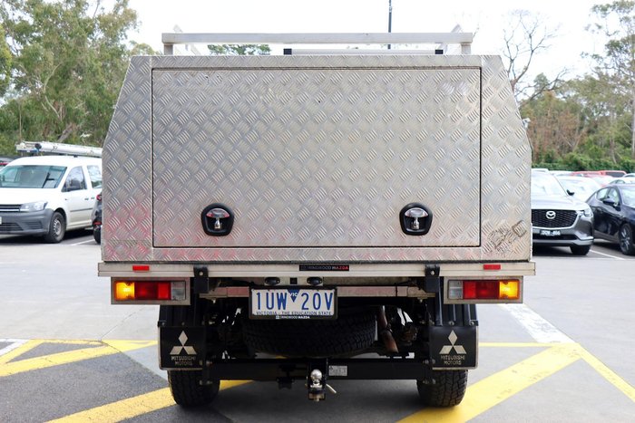 2022 Mitsubishi Triton GLX+