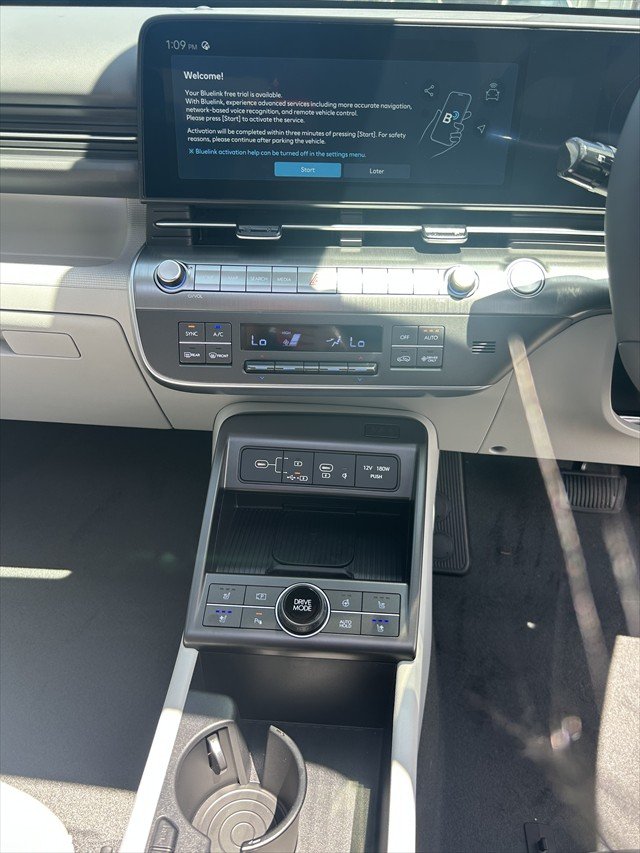 2025 Hyundai Kona Hybrid Premium