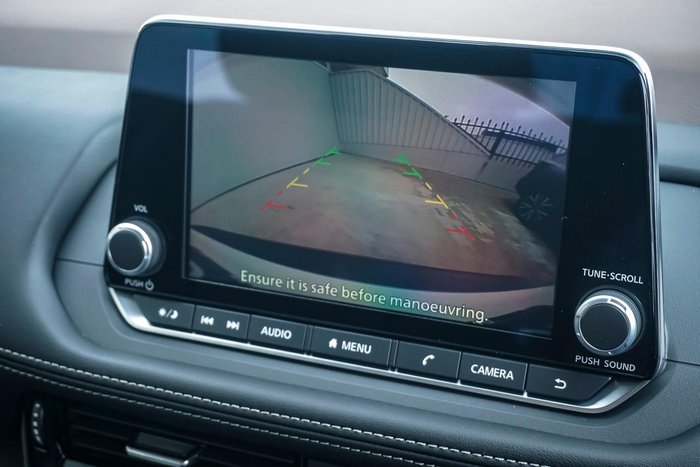 2025 Nissan X-TRAIL ST