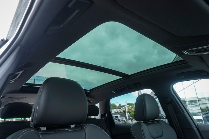 2025 Audi Q7 55 TFSI S line