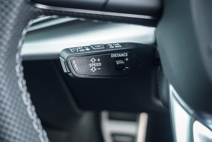 2025 Audi Q7 55 TFSI S line