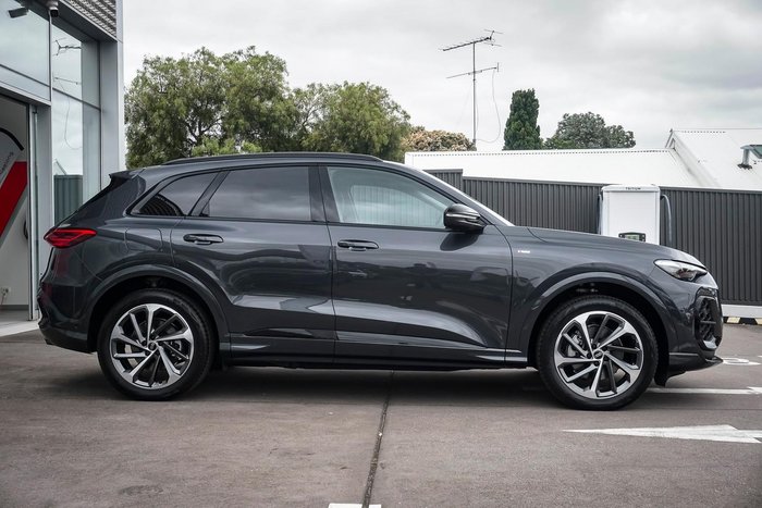 2025 Audi Q5 TFSI 150kW