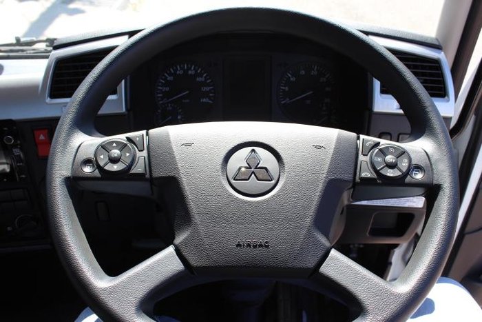 2024 Fuso Fighter 2427 WHITE