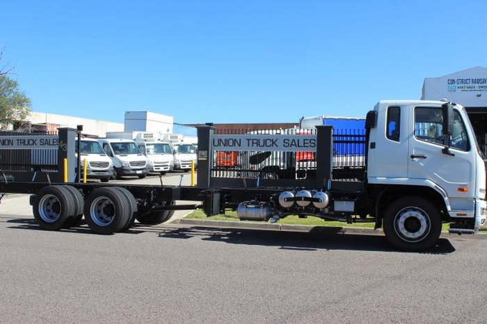 2025 Fuso Fighter 2427 WHITE