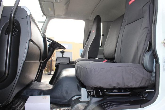 2024 Fuso Fighter 2427 WHITE