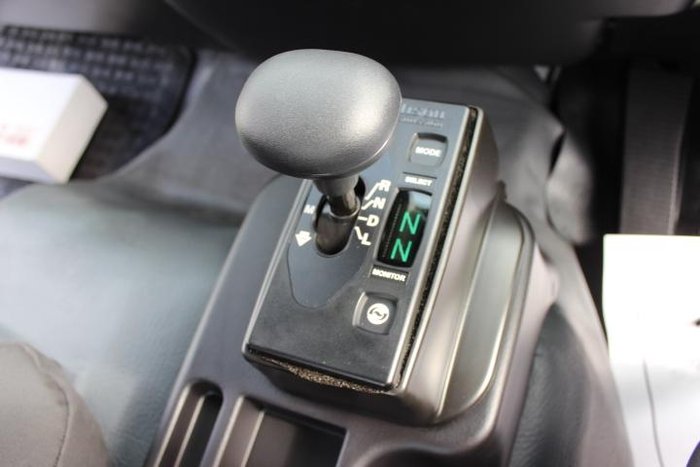 2024 Fuso Fighter 2427 WHITE